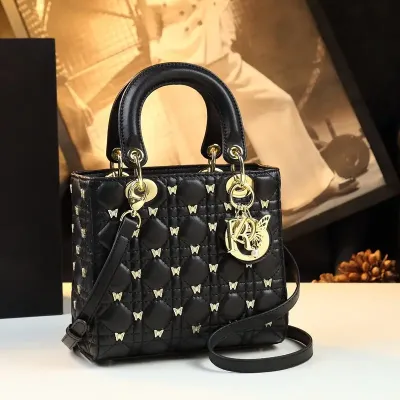 TRENDY SHEEPSKIN CROSSBODY HANDBAG